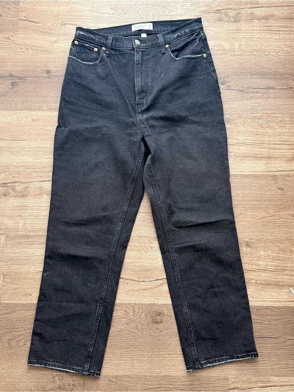 Abercrombie Curve Love Ankle Straight Ultra High Rise Jeans